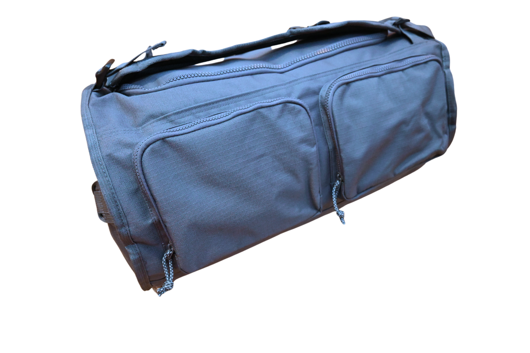 Grey BE1U duffle bag with two large side pockets